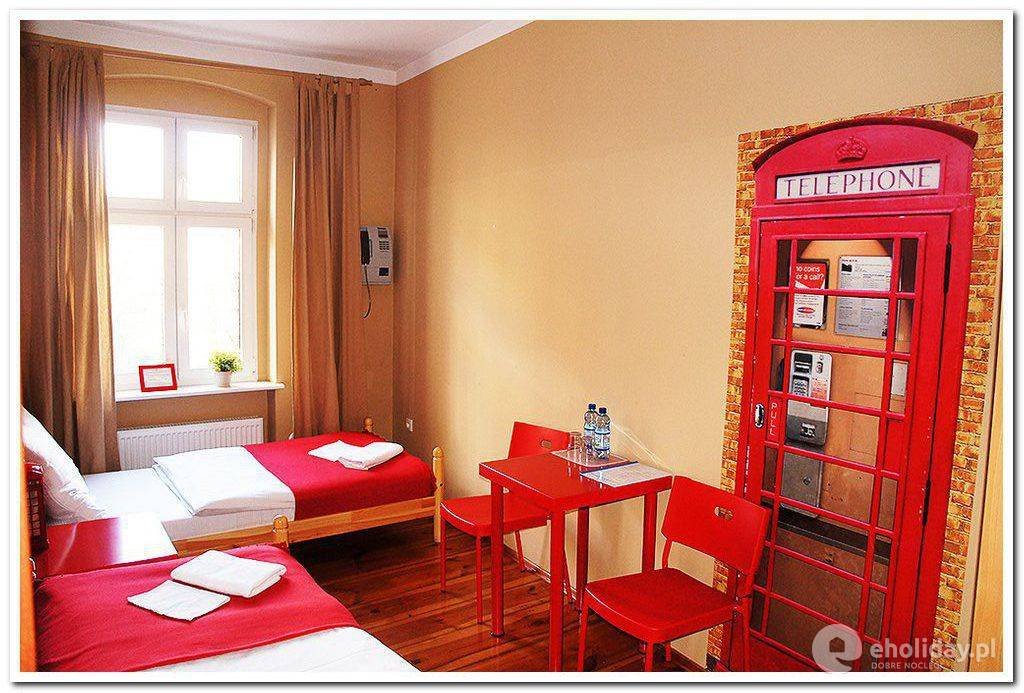 Explorer Hostel