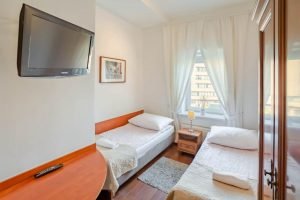 Apartamenty Velvet – Wyższa Kadra MenadżerskaHandlowcyPrzedstawiciele