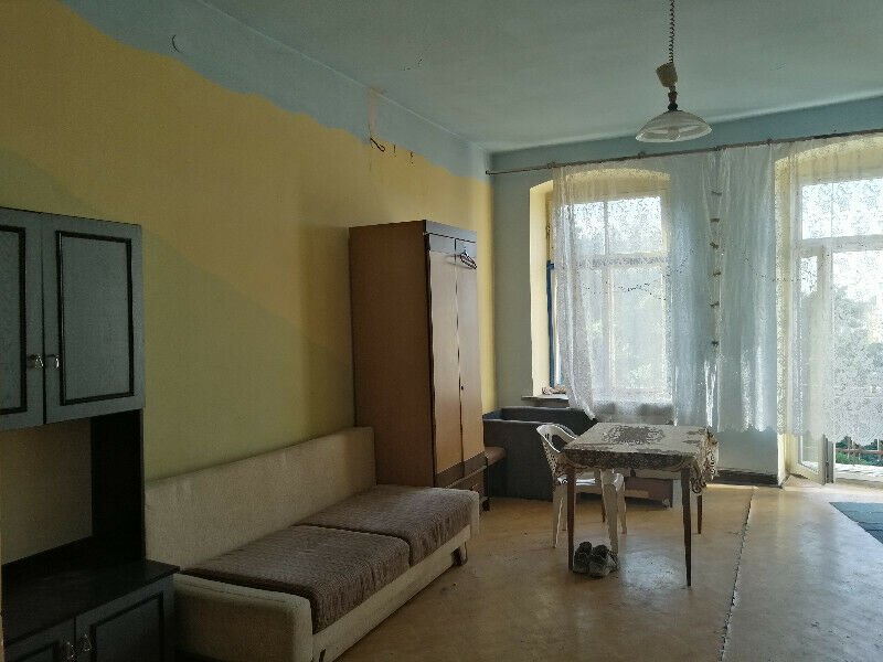 MIESZKANIA i POKOJE