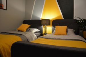Noclegi pracownicze Pod 7- Apartament Pomarańczowy 5-6 osobowy